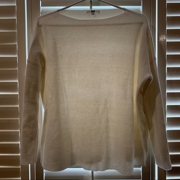 Uniqlo Cotton Cashmere Boxy Boat Neck Sweater - Picture 3 of 10